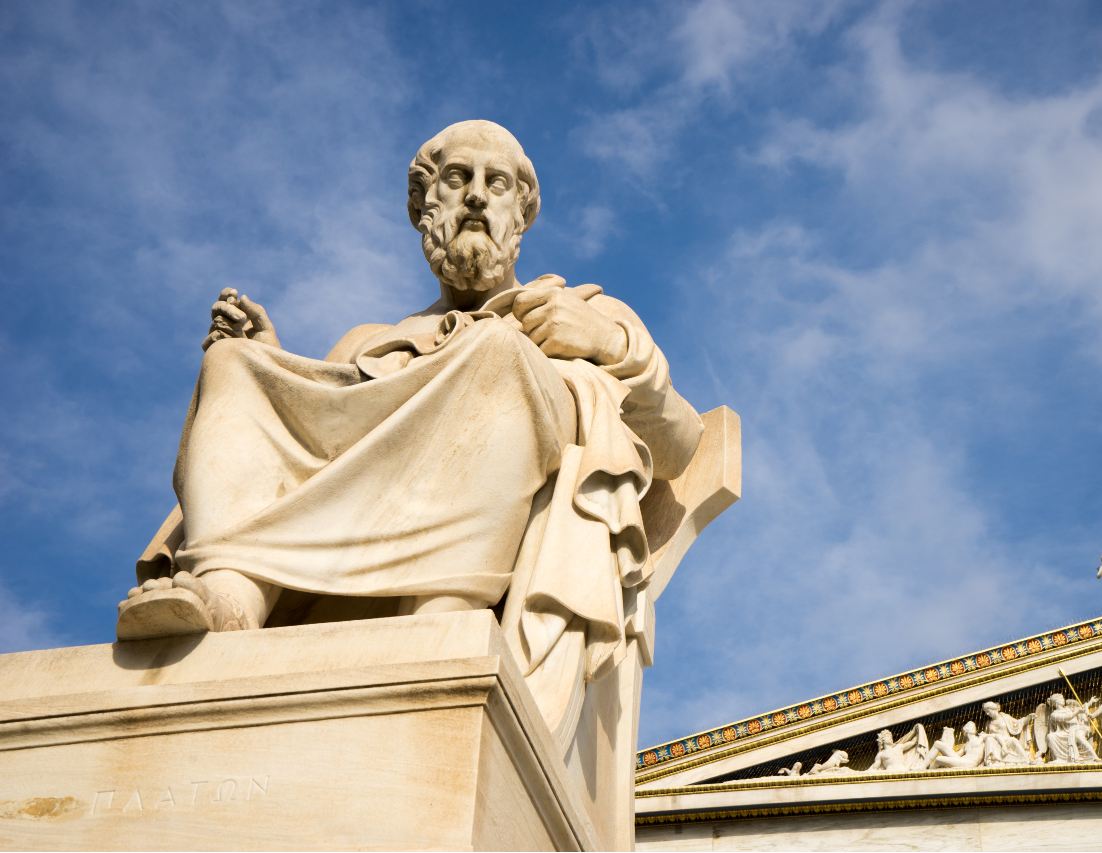 marble-statue-of-the-ancient-greek-philosopher-plato